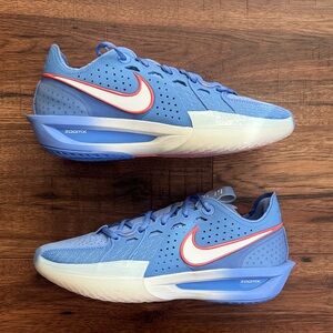 BRAND NEW! Adult Nike GT Cut 3 Basketball Shoe sz: 10 Women’s/8.5 Men’s